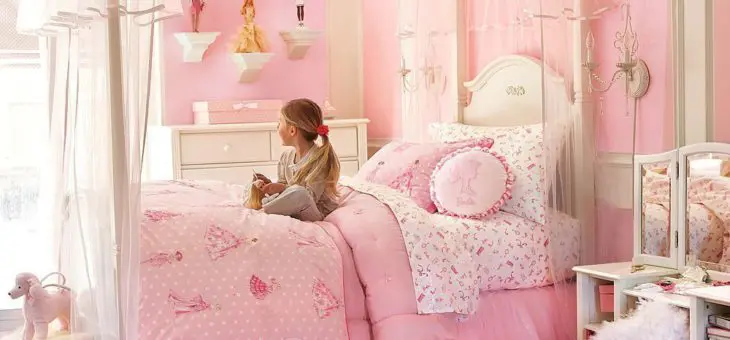 ¿Para ser mujer? siga el pasillo ROSA